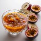 Bigatton Maracuja–Apfel Variegato — im Becher mit Maracujastücken
