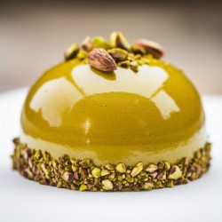 Gelolac Pistazie Bigatton — Präsentation auf Dessert