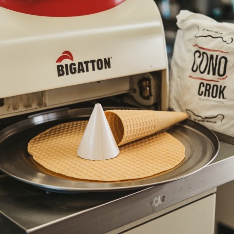 Cono Crock Sem Farinha Bigatton — cone para gelado em balcão profissional