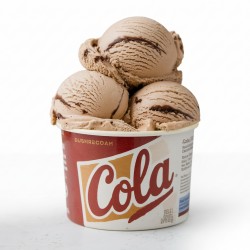 Copa de helado preparada con Pasta Cola – producto semielaborado Bigatton