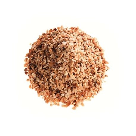 Haselnuss Streusel Bigatton — loses Produkt auf neutralem Hintergrund